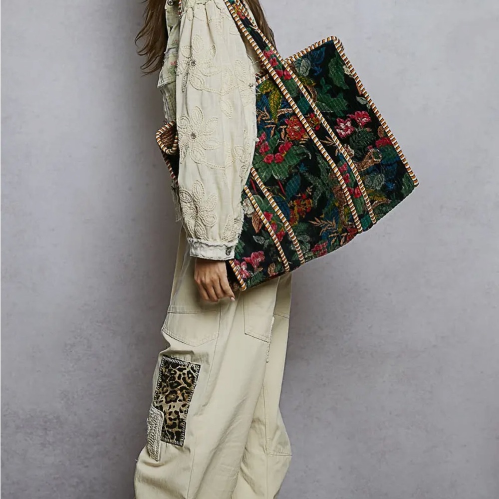 Floral Patterned Tote Bag - Picture 2 of 5